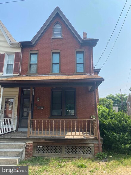 3 W 2nd St, Pottstown, PA 19464