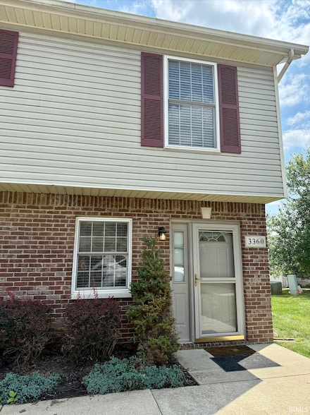 3360 S Oaklawn Cir, Bloomington, IN 47401