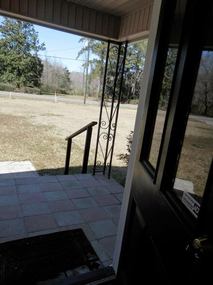 816 3rd St NE, Hampton, SC 29924