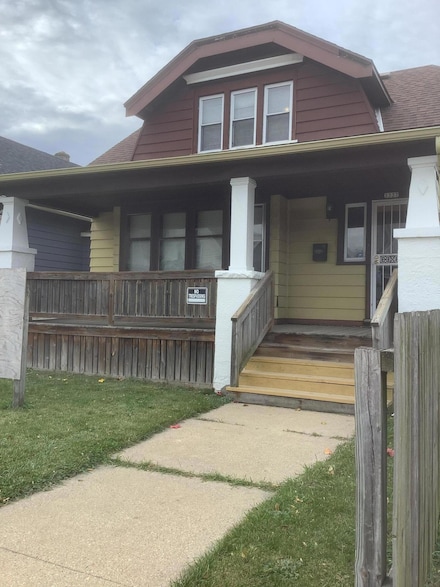 3337 N 27th St, Milwaukee, WI 53216