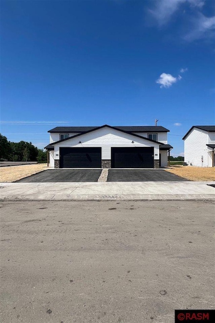 3108 3108 Scotch Ln, Mankato, MN 56001