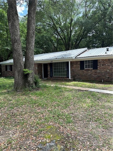 315 Thunderbird Dr, Satsuma, AL 36572