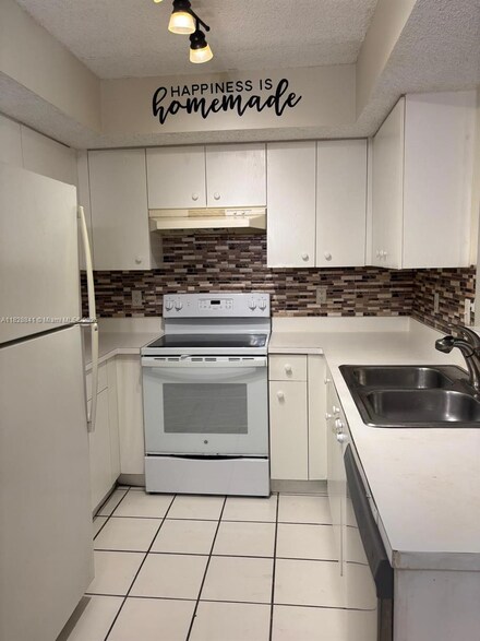 5510 NW 61st St Unit 112, Coconut Creek, FL 33073