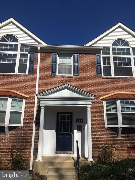 214 Rodgers Forge Rd Unit A, Baltimore, MD 21212