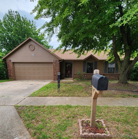 5101 S Maple Ave, Broken Arrow, OK 74011