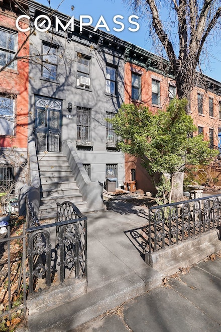 221A Wyckoff St, Brooklyn, NY 11217