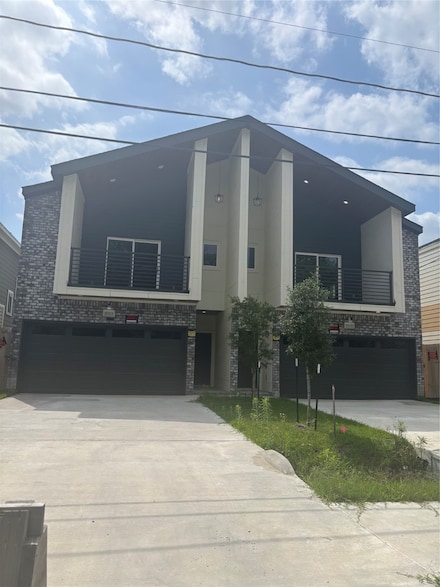 8119 Venus St, Houston, TX 77088