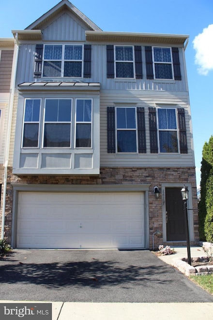 22167 Napier Terrace, Broadlands, VA 20148