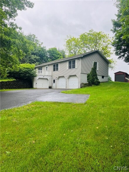 383 County Route 41a, Pulaski, NY 13142