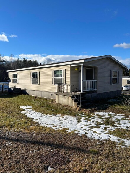 499 Augusta Rd Unit 49, Winslow, ME 04901