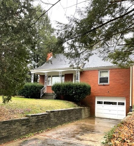 327 Lesnett Rd, Pittsburgh, PA 15241