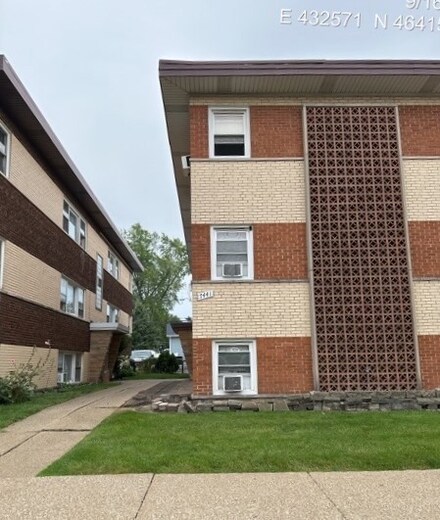 7441 W Fullerton Ave Unit GN, Elmwood Park, IL 60707