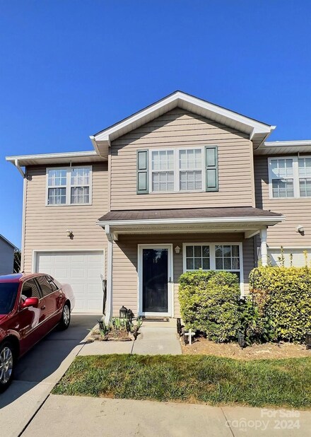 15 Farington Cir, Fletcher, NC 28732