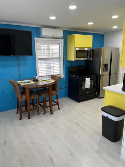 1440 Harbor Island Dr Unit B, Port Isabel, TX 78578