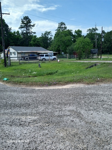 171 Broken Bough St, Shepherd, TX 77371