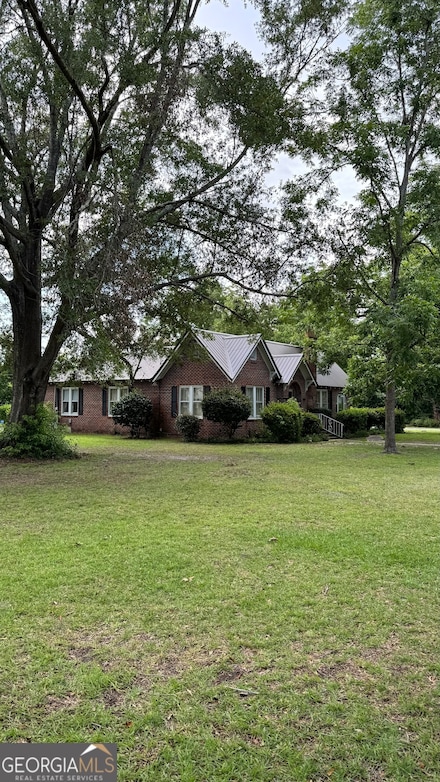 186 E Brumby Ave, Reidsville, GA 30453