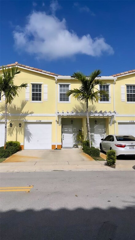1124 NW 40th Way Unit 1124, Lauderhill, FL 33313