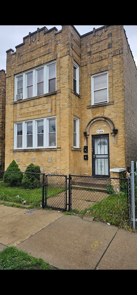 7146 S Racine Ave Unit 1, Chicago, IL 60636
