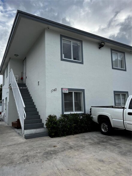 1740 NW 64th St, Miami, FL 33147