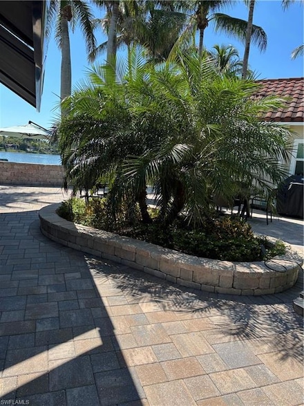 4895 Southern Breeze Dr, Naples, FL 34114