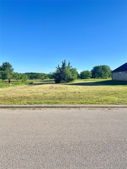 4110 Meadowlark Rd, Ardmore, OK 73401