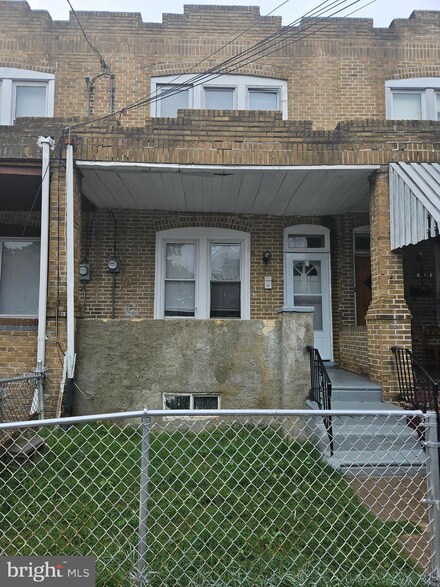 1337 Carl Miller Blvd, Camden, NJ 08104