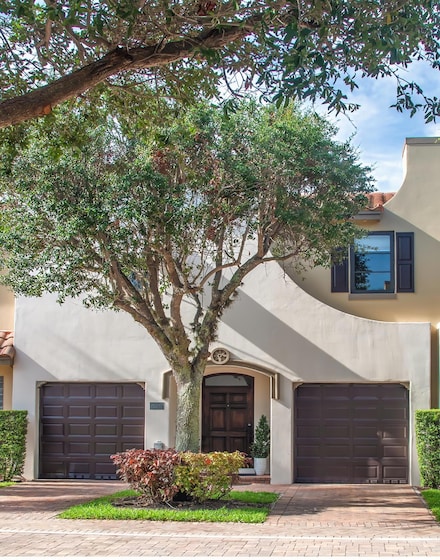620 Via Villagio, Hypoluxo, FL 33462