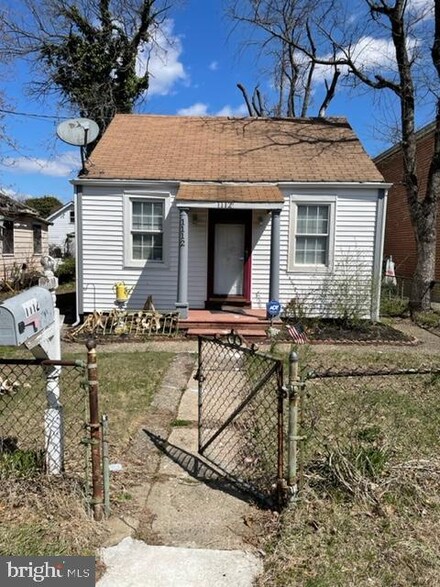 1112 N 34th St, Camden, NJ 08105
