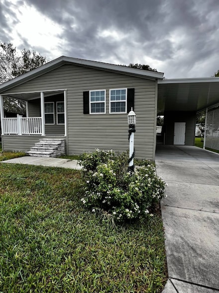 2416 Leeson St, Brooksville, FL 34601