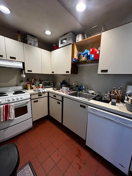 451 Park Dr Unit 3D, Boston, MA 02215