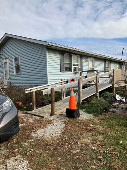 8311 Garman Rd, Burbank, OH 44214