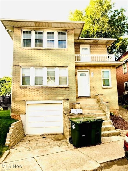 811 19th St NW, Canton, OH 44709
