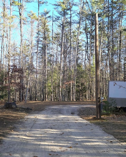 31 Sand Rd, Naples, ME 04055