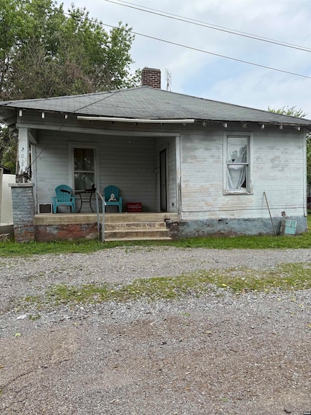 205 W Park St, Union City, TN 38261