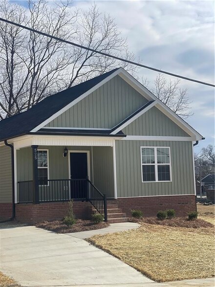 525 Whiteoak St, High Point, NC 27260