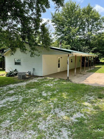 1284 U S 150, Sullivan, IN 47882
