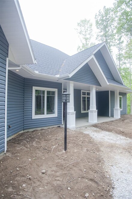 895 Bolinger Way, Roann, IN 46974