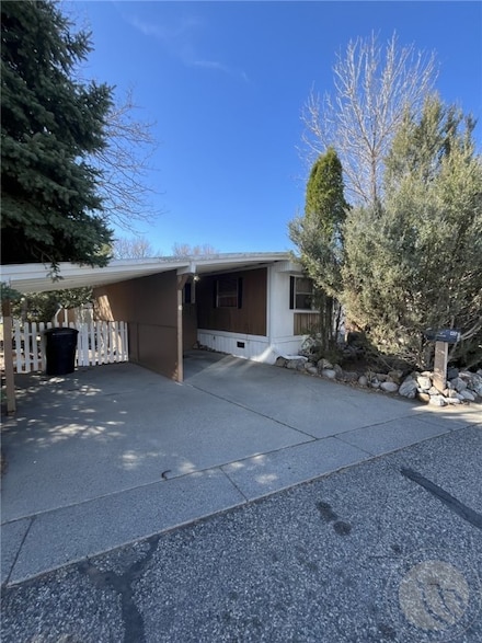 40 Brookpark Dr, Billings, MT 59102