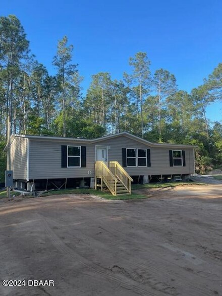 2132 Lancewood St, Bunnell, FL 32110