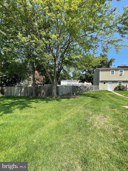 615 Tara Dr, Sicklerville, NJ 08081