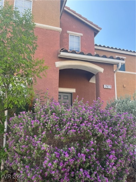 7977 Delft Blue St, Las Vegas, NV 89139