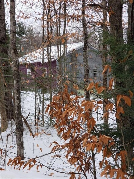 30 Valley Rd, Dixfield, ME 04224