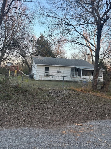 8502 E 100th St N, Owasso, OK 74055