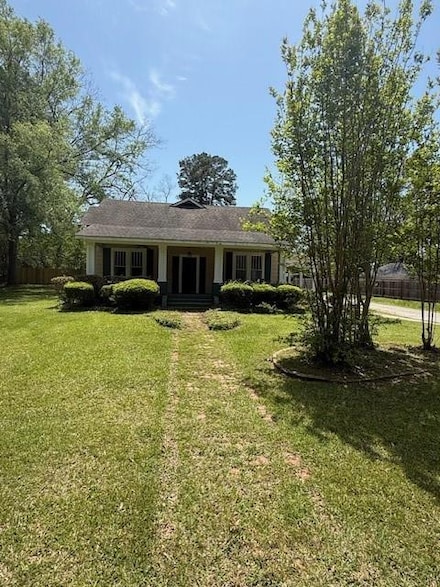 1100 Maple St, Winnfield, LA 71483