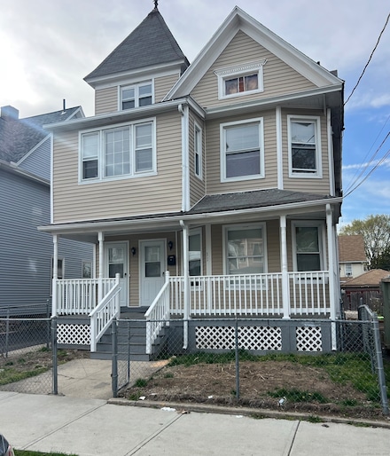 32 Hazelwood Ave Unit 2, Bridgeport, CT 06605
