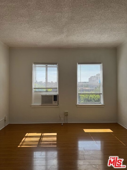 920 S Hobart Blvd Unit 302, Los Angeles, CA 90006