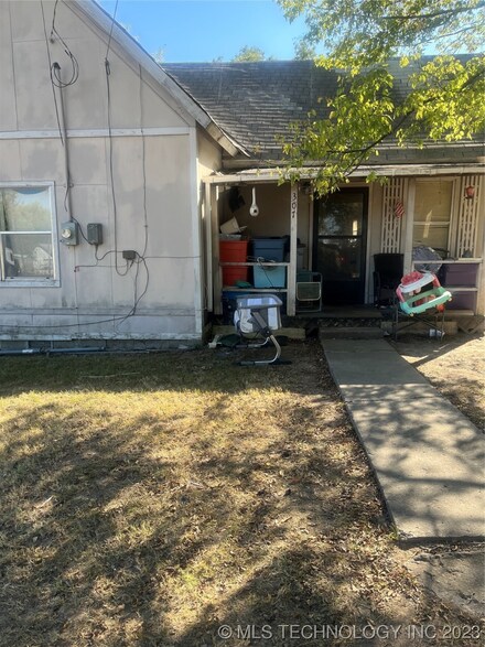 307 E Spruce St, Haskell, OK 74436