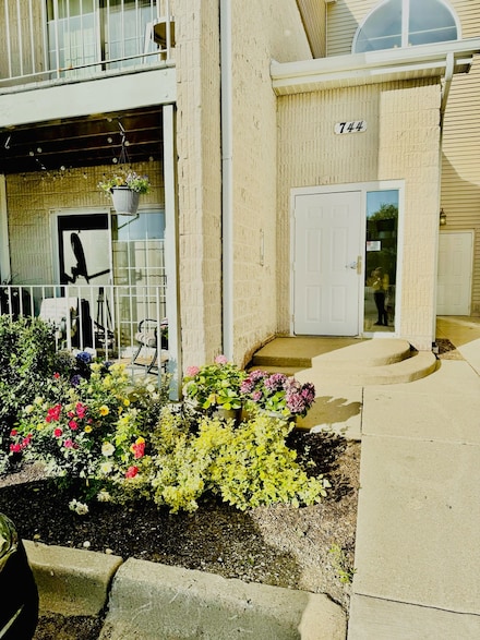 744 N Gary Ave Unit 5212, Carol Stream, IL 60188