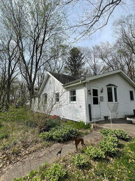 2958 S 800 E, Walkerton, IN 46574