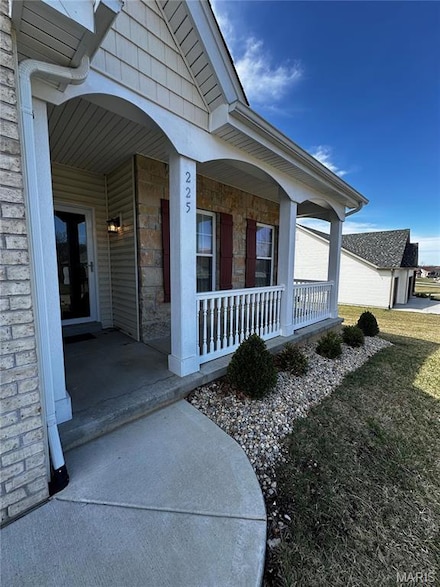 225 Fiddlecreek Ridge Rd, Wentzville, MO 63385
